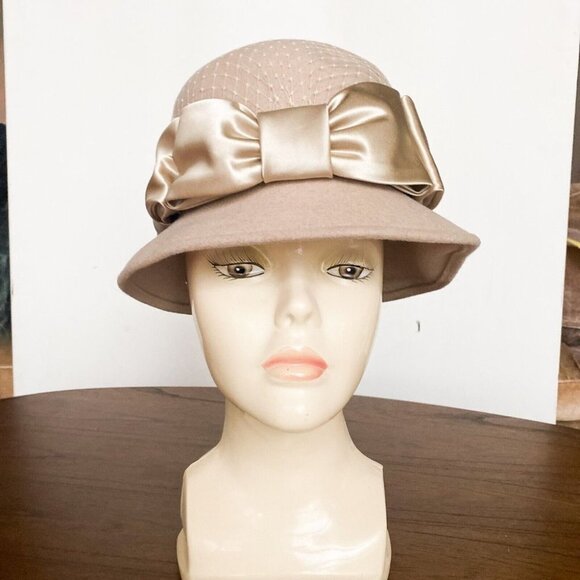 NWT  Vintage Michael Howard All Wool Beige Wool Bow Detail and net Detail Hat L - Picture 1 of 11